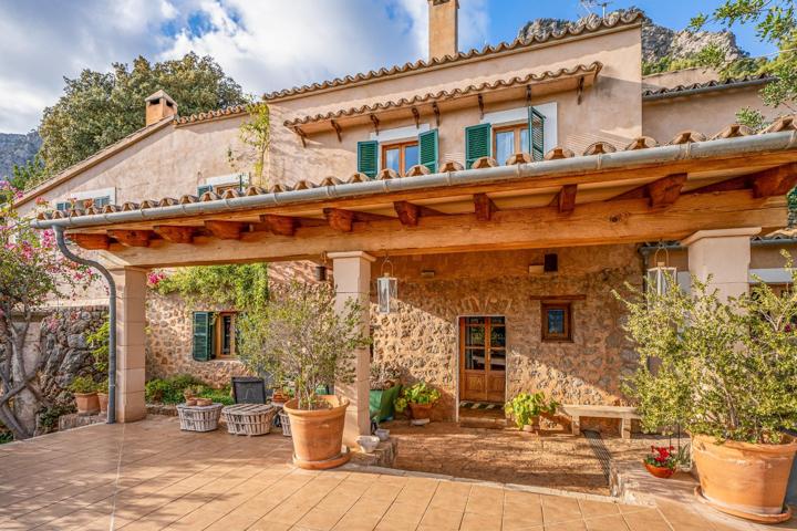 Tu casa familiar en la Tramuntana: vivir en Bunyola photo 0