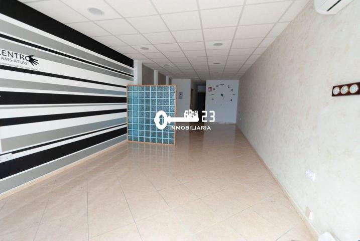¡¡¡GRAN CHOLLO!!!! LOCAL COMERCIAL EN ZONA MUY CENTRICA DE YELES photo 0