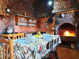 !!OPORTUNIDAD¡¡ TINERCAS vende magnífica casa canaria en Igueste de Candelaria photo 0