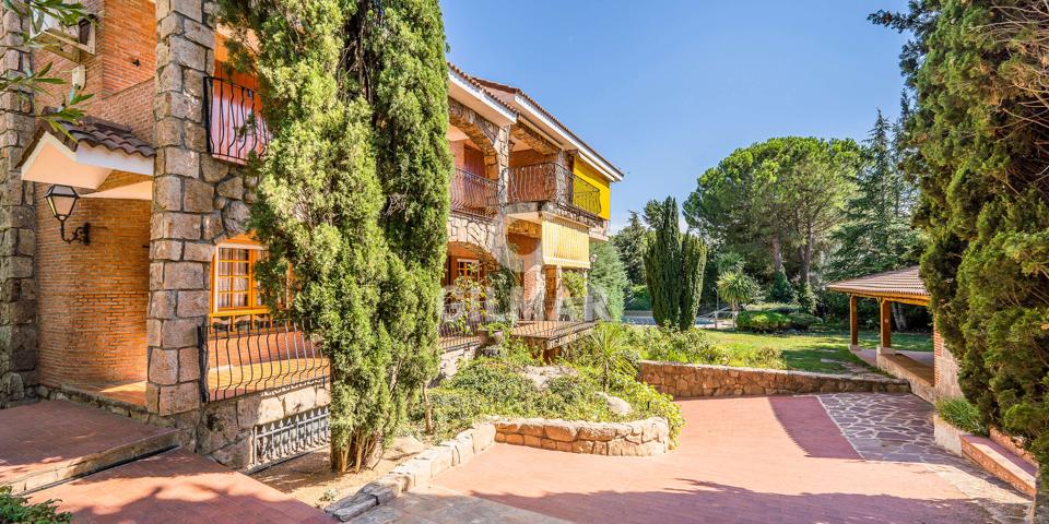 Chalet - Chalet Independiente - Becerril photo 0
