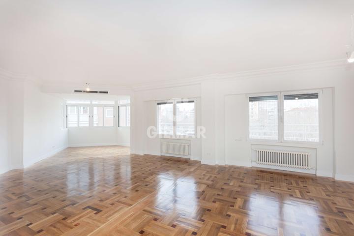 Piso - Piso - Castellana-Orense photo 0