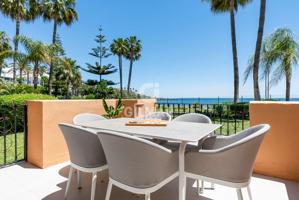 Piso - Apartamento - Estepona Puerto photo 0