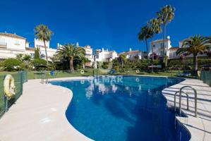 Chalet - Chalet Adosado - Selwo photo 0
