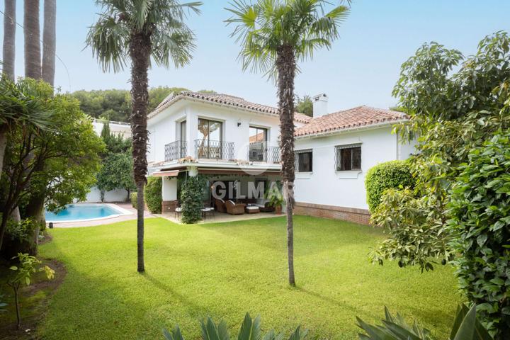 Chalet - Chalet Independiente - Los Monteros photo 0
