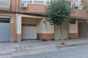 Parking Subterráneo En venta en Avenida Del General Pereyra, 28, Requena photo 0