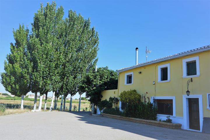 Casa En venta en Diseminado Diseminados, 792, Requena photo 0