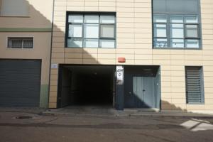 Parking Subterráneo En venta en Calle De Mira, 3, Requena photo 0