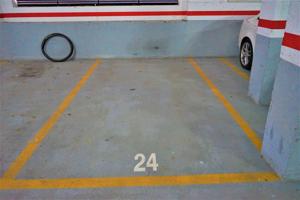 Parking Subterráneo En venta en Calle De Mira, 4, Requena photo 0
