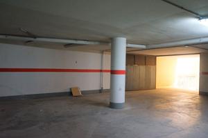 Parking Subterráneo En alquiler en Calle De Colon, 22, Requena photo 0