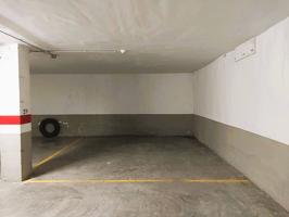 Parking Subterráneo En venta en Calle De Colon, 28, Requena photo 0