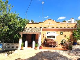 Casa De Campo En venta en Lugar Diseminado, 336, Requena photo 0