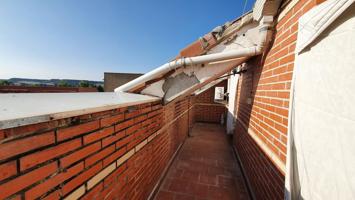  Ático En venta en Plaza Cristiana García, Venta De Baños photo 0