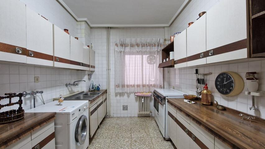 Piso En venta en Calle De La Mujer Palentina, Centro, Palencia photo 0