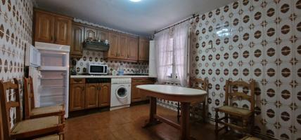 Unifamiliar Pareada En venta en Calle Castilla, Mazariegos photo 0