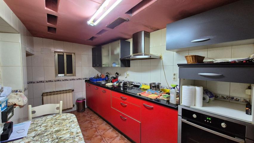 Unifamiliar Pareada En venta en Calle Del Rio, Monzon De Campos photo 0