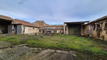 Casa De Campo En venta en Calle Laza, Mazariegos photo 0