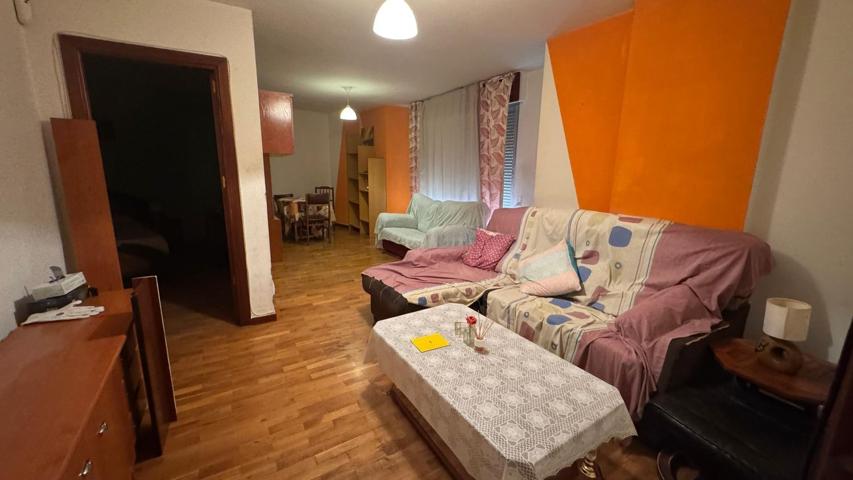 Piso En venta en Calle Don Pelayo, Ave María, Palencia photo 0