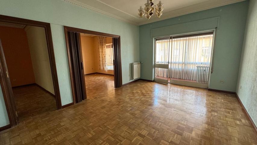 Piso En venta en Av Casado Alisal, Centro, Palencia photo 0
