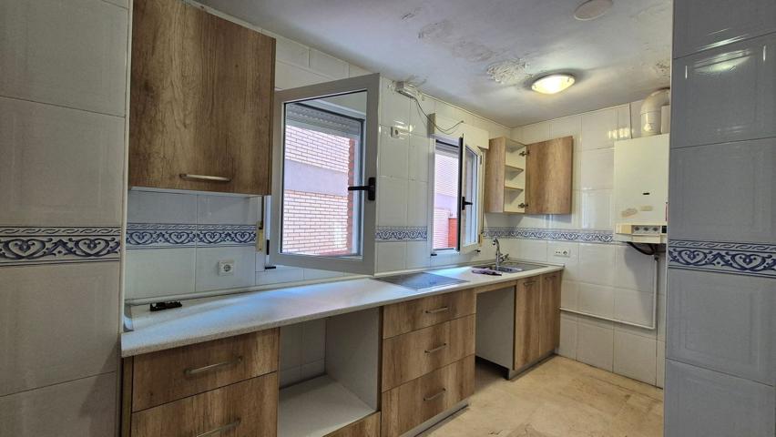 Piso En venta en Avenida De Santiago Amón, Palencia, Centro, Palencia photo 0