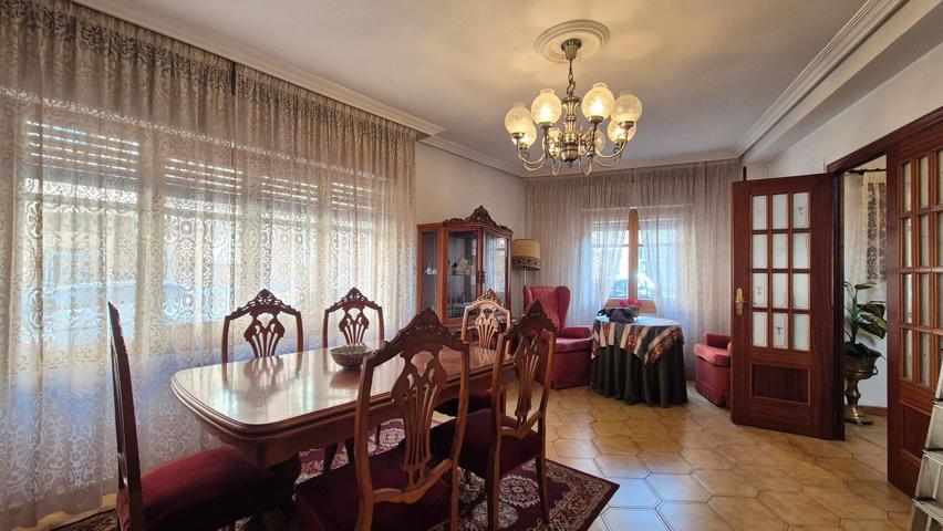 Unifamiliar Pareada En venta en Calle De La Vera Cruz, Centro, Palencia photo 0