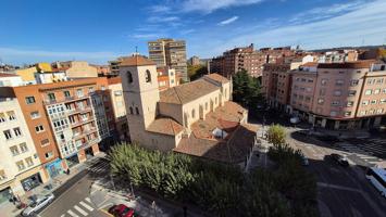 Piso En venta en Plaza De San Lázaro, Centro, Palencia photo 0