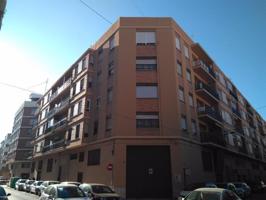 Piso En venta en Calle Benedito, Cariñena, Villarreal-vila-Real photo 0