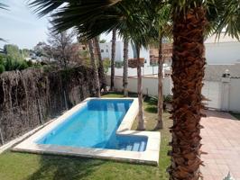 Casa En alquiler en Riba-Roja De Túria photo 0