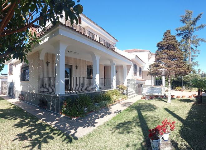 Casa En venta en El Carme-Sant Agustí-Bonavista, L'Eliana photo 0
