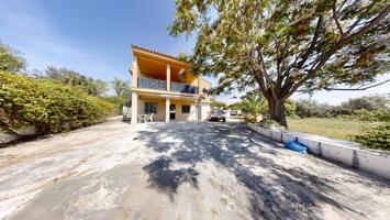 Casa De Campo En venta en Vilamarxant photo 0