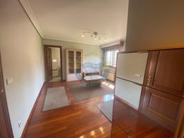 APARTAMENTO AMUEBLADO CON GARAJE photo 0