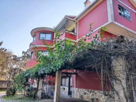 Amplia casa con gran parcela en Valladares photo 0