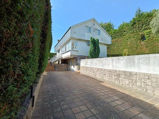 Chalet independiente con parcela photo 0