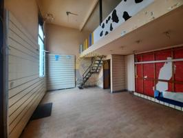 Bajo comercial en Venta con Potencial en el Corazón de la Ciudad photo 0