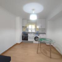 Apartamento reformado de 2 dormitorios en el entorno de Peritos photo 0