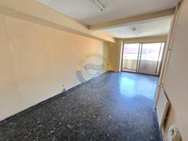 Céntrica oficina de 25 m² con portero photo 0