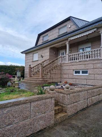 CHALET EN VENTA EN BERREO - TRAZO photo 0
