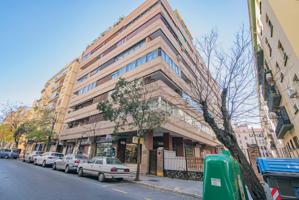 ESTUPENDA VIVIENDA EN VENTA EN MELCHOR ALMAGRO photo 0