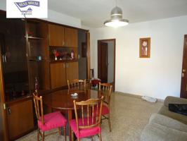 PISO PARA ESTUDIANTES DE 4 DORMITORIOS Y DOS BAÑOS EN EL CENTRO DE ALBACETE photo 0