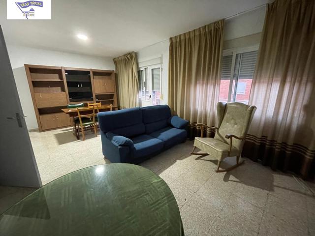 + PISO Y LOCAL EN ZONA FERIA+ photo 0