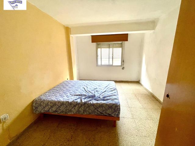 PISO CON ASCENSOR. 3 HABITACIONES, 1 BAÑO photo 0