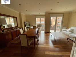 PISO EN ZONA CENTRO CON CUATRO BALCONES photo 0
