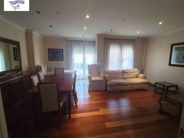 PISO EN ZONA CENTRO CON CUATRO BALCONES photo 0