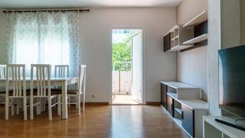 Maravilloso piso en venta en zona Apóstol Santiago, Madrid. photo 0