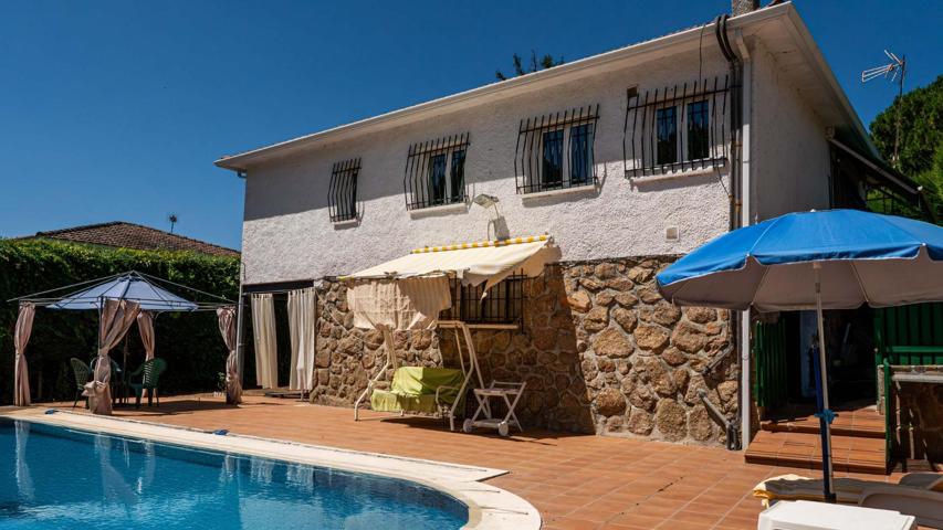 Maravillosa casa en venta en Pelayos de la Presa photo 0