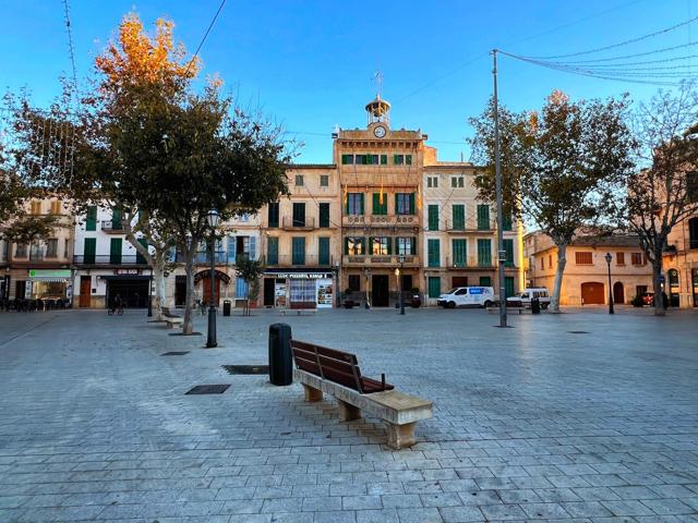 Se traspasa restaurante en pleno funcionamiento en la Plaza Espanya de Llucmajor photo 0