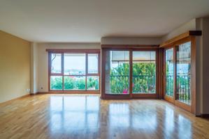 Exclusiva vivienda con vistas al puerto y la Catedral en la Bonanova photo 0