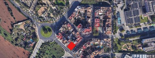 Solar con Licencia para 10 Apartamentos + 3 Locales + Parking photo 0