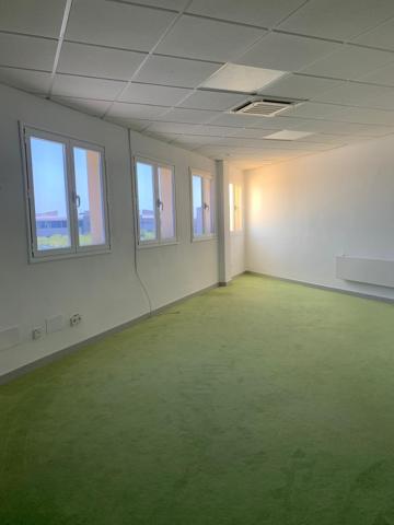 Oficina en alquiler en Llucmajor, lista para entrar, en 1ª línea del Polígono Son Noguera photo 0