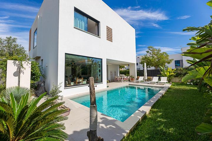 Vivienda independiente de nueva construción con piscina en la zona de La Ribera photo 0