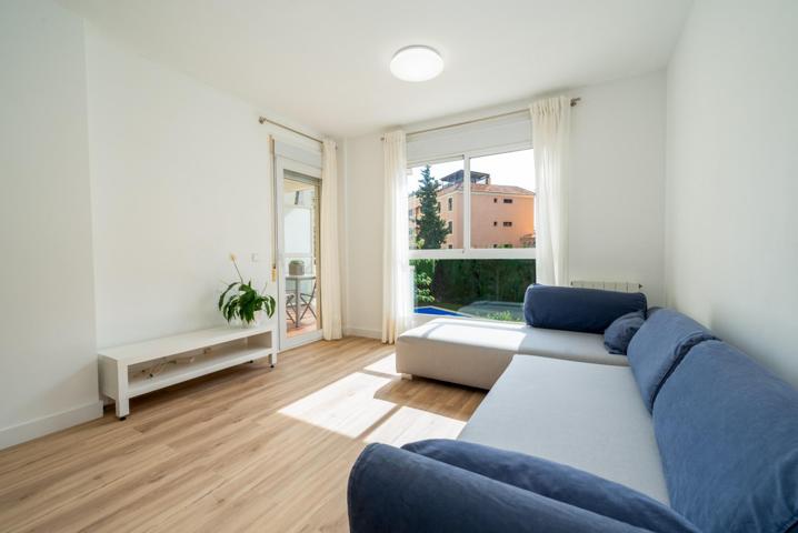 Piso con parking y piscina en el Molinar photo 0